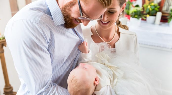 Comment choisir une tenue de baptême pour bébé ou enfant