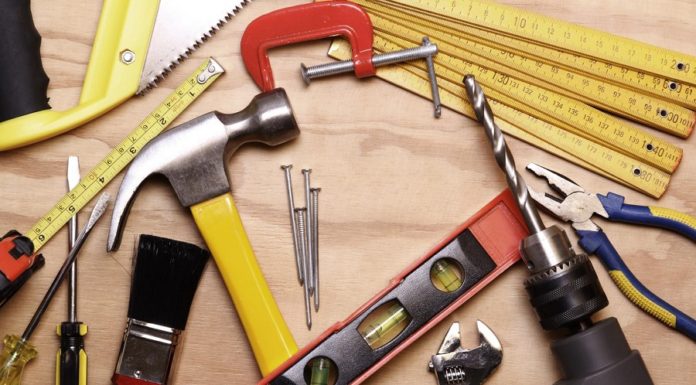 Liste outils de base - bricolage - conseils et astuces