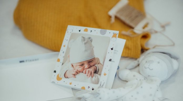 Conseils sur comment annoncer la naissance de ton bébé