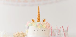 Decoration reussie anniversaire licorne